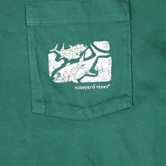 Vineyard Vines Hunter Green Long Sleeve Tee With Front Pocket Size Large - Picture 2 of 5